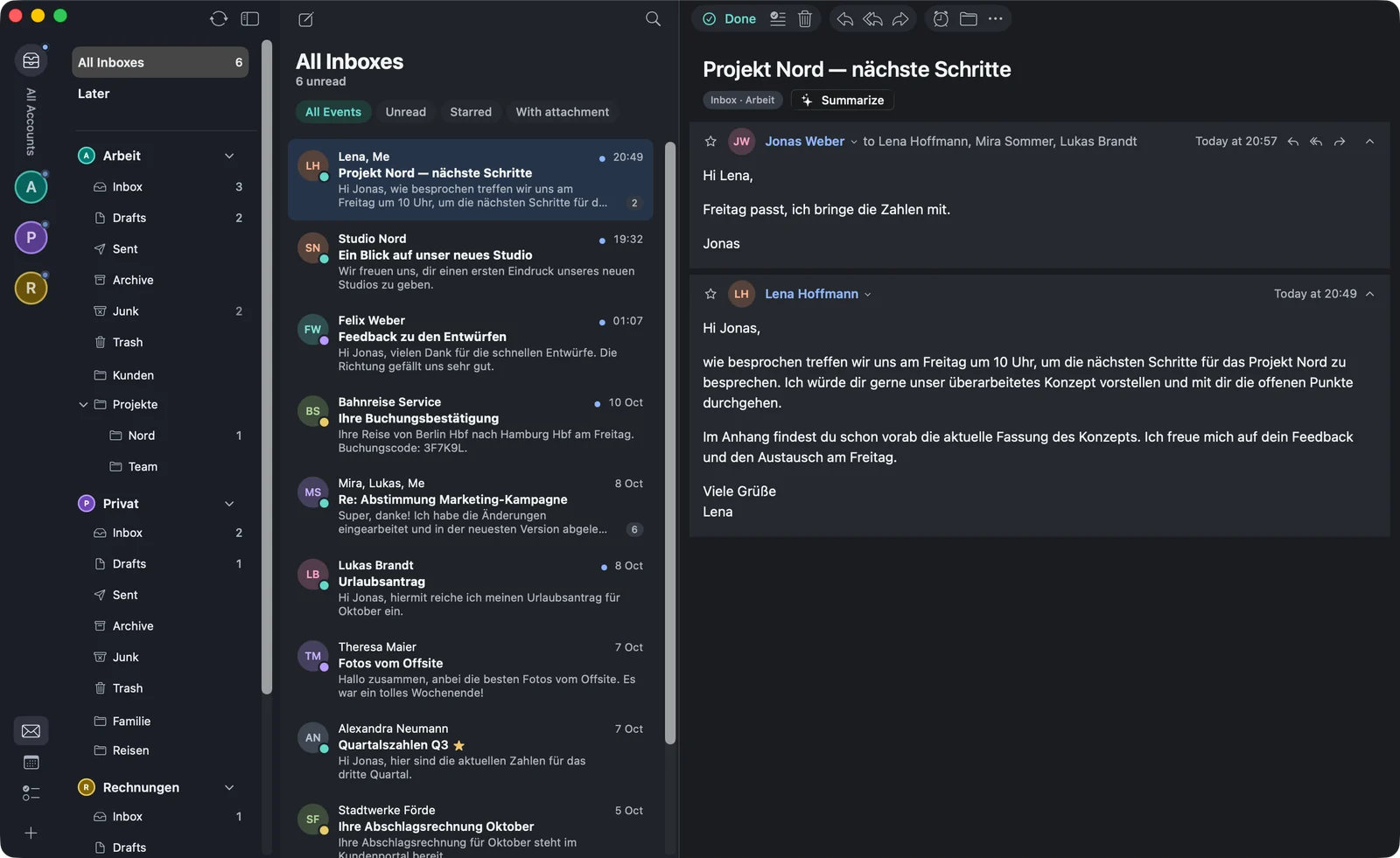 warfta’s main window: on the left the dark sidebar with the account column and folders, in the middle the message list, on the right the reading pane with an open mail.
