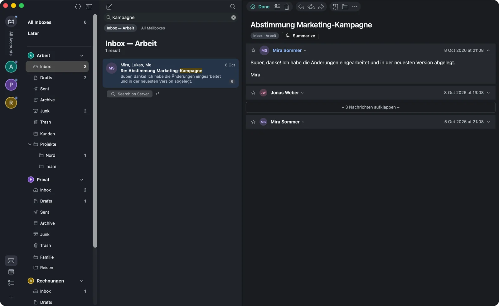Search above the message list with the term “Kampagne” and the choice between one account’s inbox and all mailboxes, below it a result with the search term highlighted and the button to search on the server.