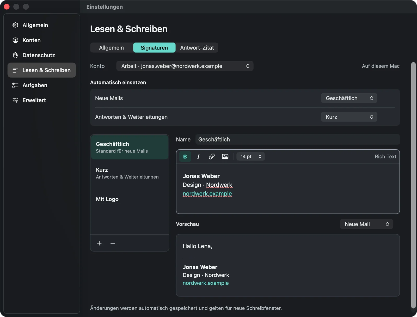 Die Einstellungen „Lesen & Schreiben“ auf der Seite Signaturen: oben das Konto, darunter „Automatisch einsetzen“ für neue Mails und für Antworten, links die Signaturen Geschäftlich, Kurz und Mit Logo, rechts der Editor und eine Vorschau.